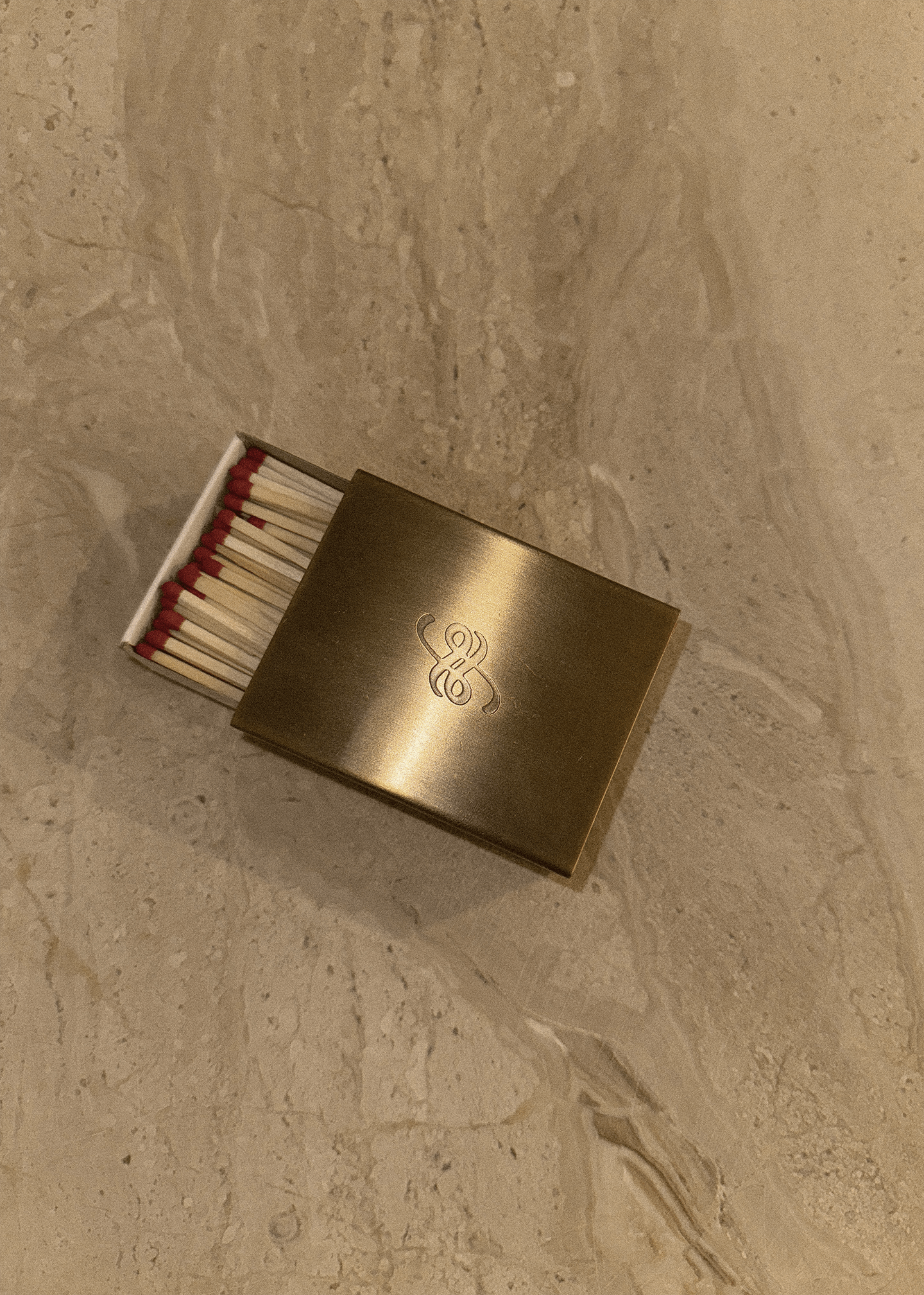 ANTIQUE BRASS MATCHBOX COVER - La Fae