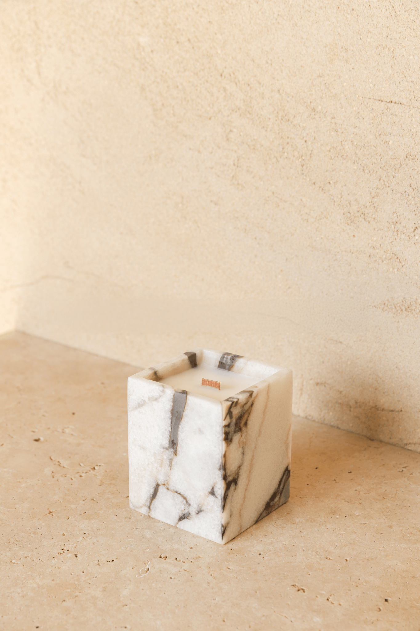 ELLE VESSEL CANDLE - La Fae