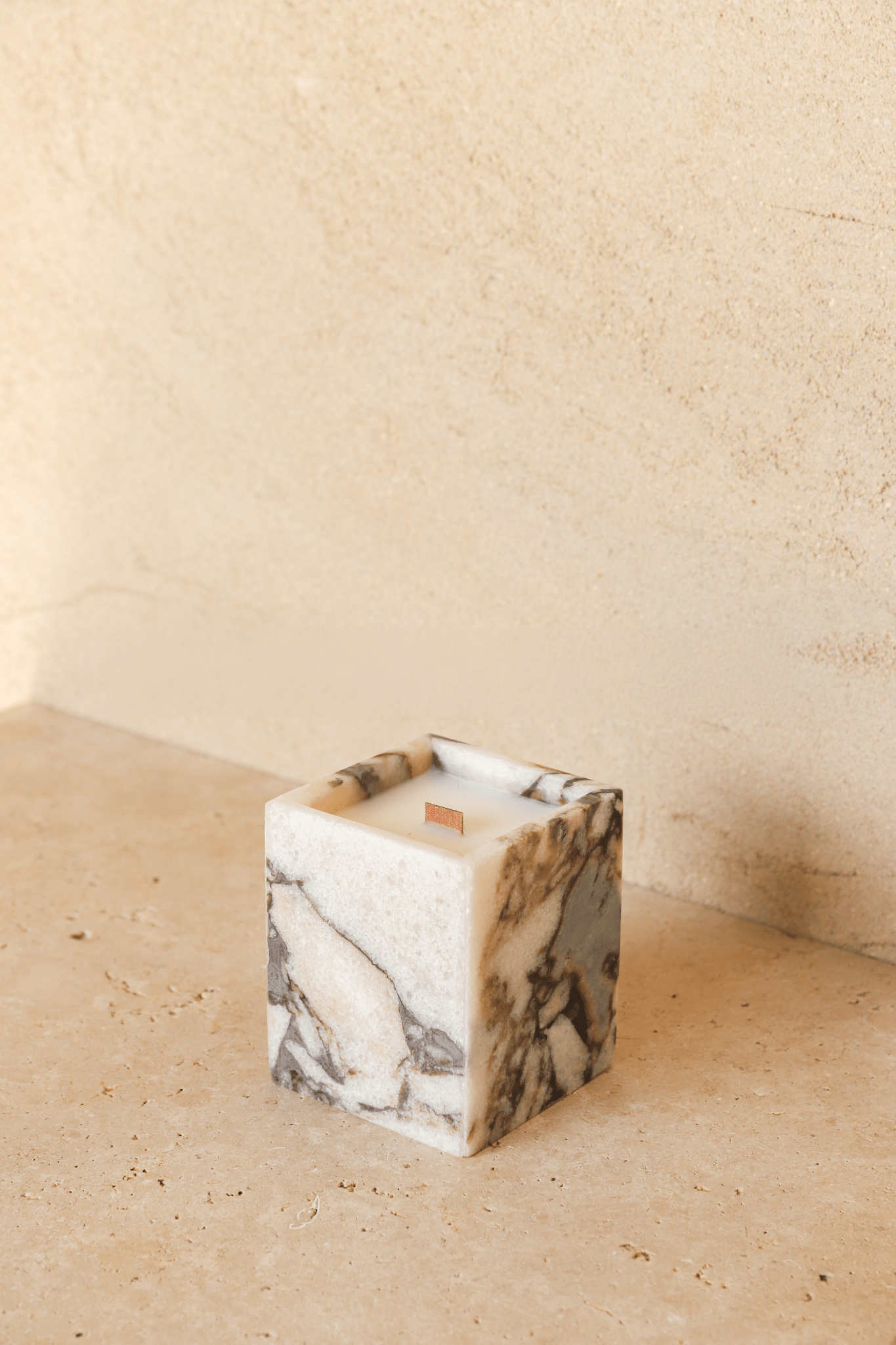 ELLE VESSEL CANDLE - La Fae